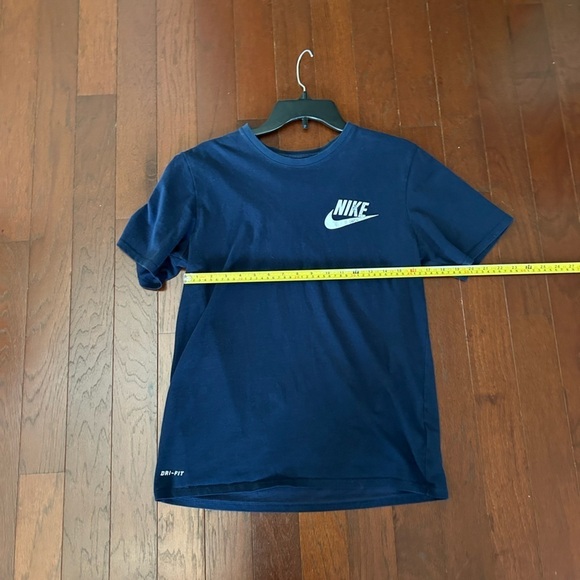 The Nike Tee unisex athletic cut dri-fit size M navy - Picture 9 of 9